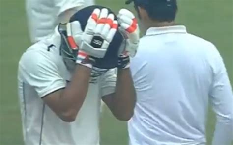 IPL 2022: Why is Rishi Dhawan wearing a mask while bowling vs CSK?