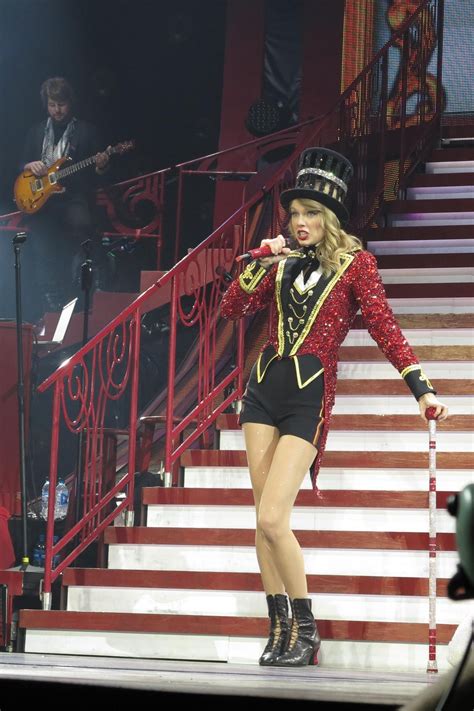 Taylor Swift - at the O2 Arena in London - RED Tour 2014