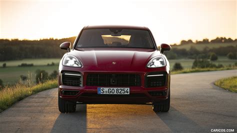 Porsche Cayenne GTS | 2021MY (Color: Carmine Red) | Front