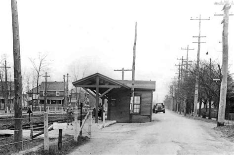 Hempstead Gardens station - Wikipedia