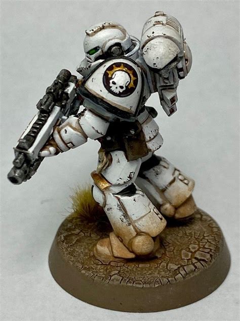 Pin by RKH on Space Marine | Warhammer figures, Warhammer 40k artwork, Warhammer 40k miniatures