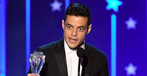 Rami Malek's Speech at the Critics' Choice Awards 2016 | POPSUGAR Entertainment