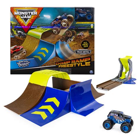 Monster Jam Official Champ Ramp Playset with 1:64 Scale Die-Cast Son ...