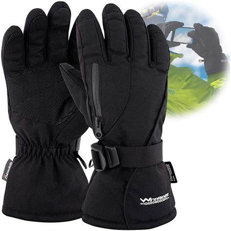 5 Best Gloves for Fishing in Cold Weather (Buying Guide)