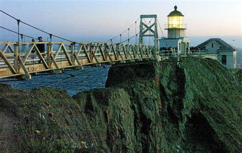 Point Bonita Lighthouse lens unlit after power failure – Marin ...