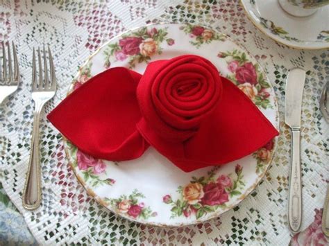 Valentine Days, A Red Rose Napkin Folding Idea For Valentine Or Wedding Party In The Small City ...