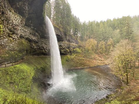 Silver Falls, photo by Ohm in 2021 | Silver falls, Photo, Water