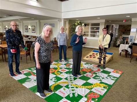 5 Surprising Benefits of Playing Board Games – All Seniors Care