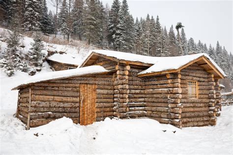 Winter log cabin stock photo. Image of shack, roof, post - 17998604