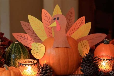 Create a Cute Pumpkin Turkey Centerpiece for Thanksgiving | Marin Mommies