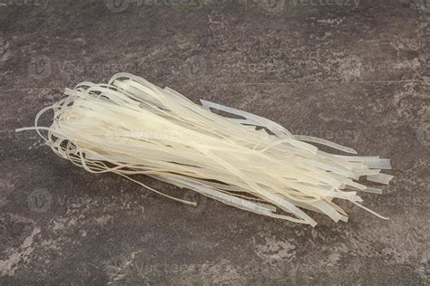 Dry rice noodle for cooking 7858921 Stock Photo at Vecteezy