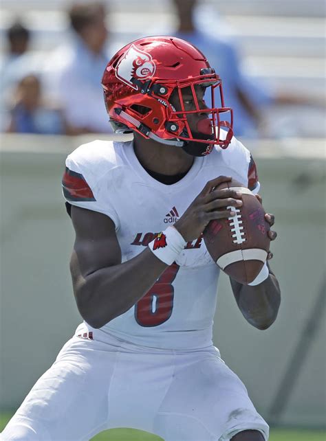 Louisville QB Lamar Jackson sports look of Heisman winner again | Las Vegas Review-Journal