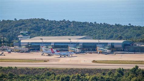 Dubrovnik Airport sees record August - EX-YU Aviation News