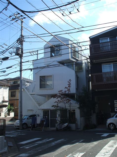 interZINE architecture: Tokyo Apartment // Sou Fujimoto