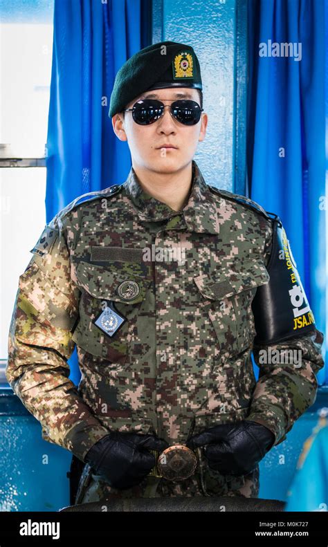 South Korean soldiers standing guard, facing North Korea at the DMZ Stock Photo - Alamy