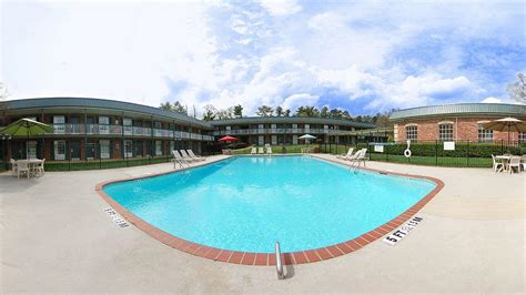 Quality Inn & Suites Greenville Pet Policy