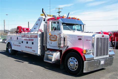 2001 Peterbilt 378 Tow Truck - a photo on Flickriver