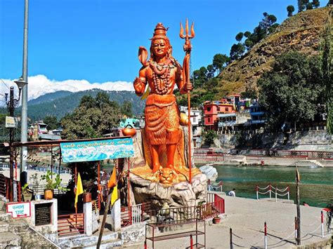 Take a Journey to the Sacred Shiva Temples of Uttarakhand