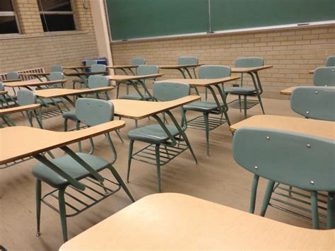 Kostenlose Bild: Student Schreibtische, Klassenzimmer, Stühle, Tische