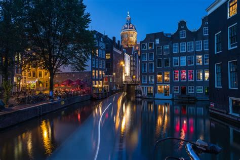 The night lights of Amsterdam. | Smithsonian Photo Contest | Smithsonian Magazine