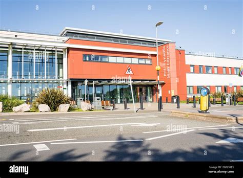 Morriston hospital hi-res stock photography and images - Alamy