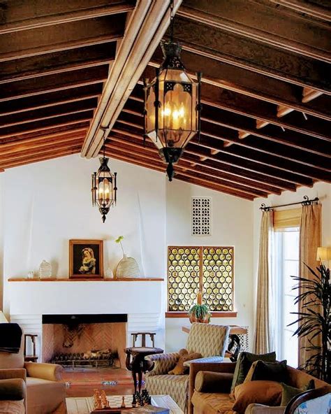 12 Classic Spanish Style Home Decor Ideas