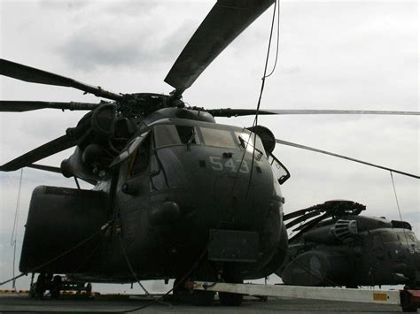 US Navy Helicopter Crash On The Virginia Coast Kills Two - Business Insider