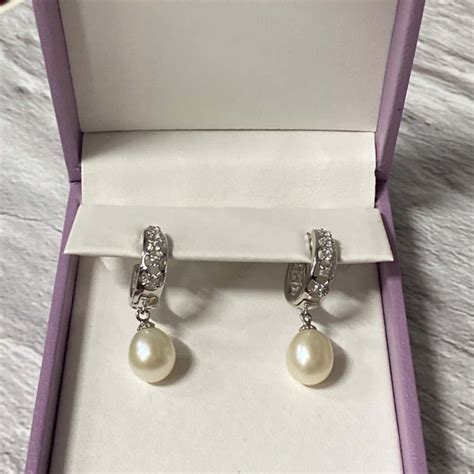 Sterling silver pearl drop hoop earrings (s)