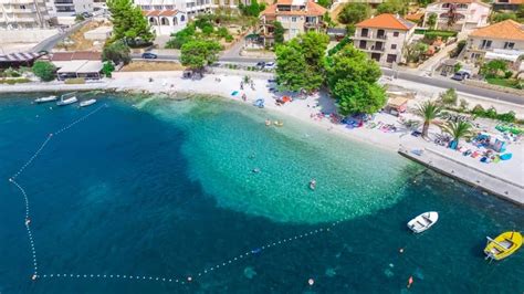 SALDUN BEACH, OKRUG GORNJI & TROGIR OLD TOWN - Croatia Gems