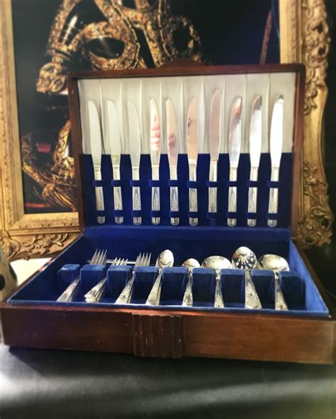 Silverware Set, JASMINE pattern by S.L. & G.H. Rogers Luxury Cutlery, Dessert Spoons, Humidors ...