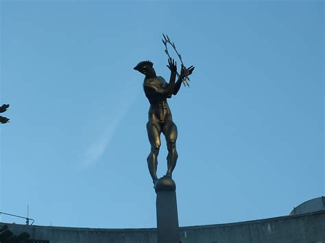 Helios Statue | BBC Television Centre. | SouthEastern Star ★ | Flickr