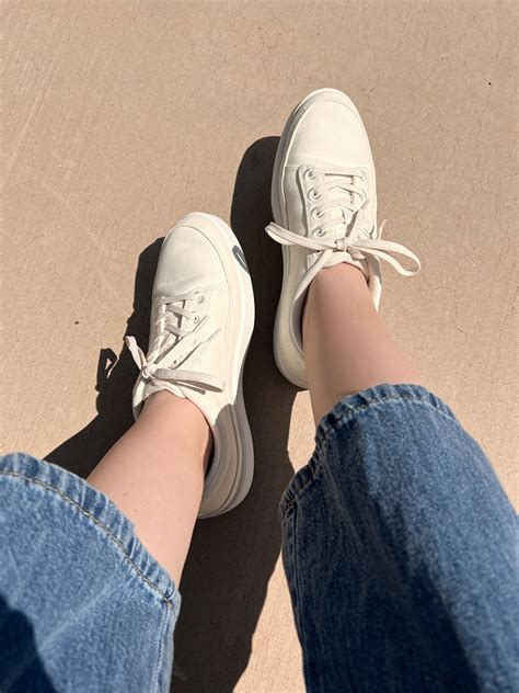 Allbirds Canvas Pacers Sneaker Editor Review | POPSUGAR Fashion UK