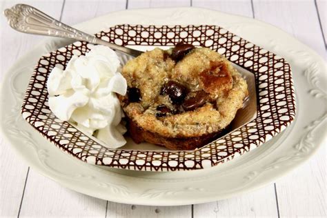 Bread Pudding Muffins