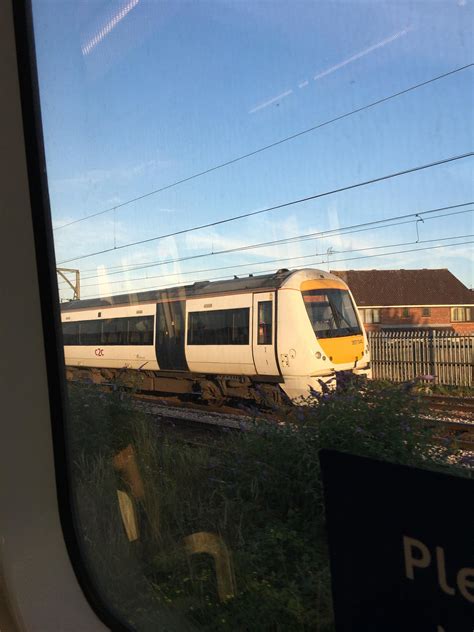 Class 357 on the C2C mainline, taken from a D7 District line train. : r ...