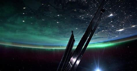 NASA shares breathtaking aurora video from space station | Digital Trends