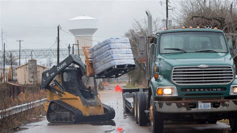 Timeline: Jackson water crisis has residents struggling; boil water ...