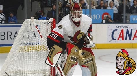 When Dominik Hasek Was A Senator, Everything Went Wrong | Defector