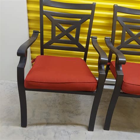 Metal Patio Chairs w/ Cushions (BR-BBL) | EstateSales.org