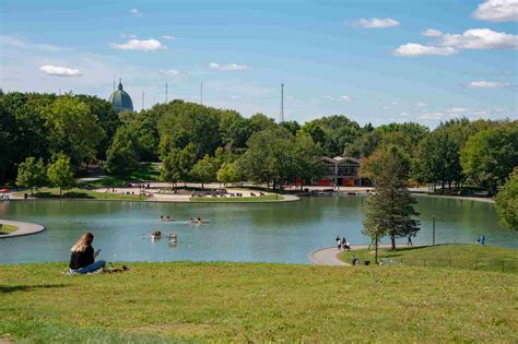 Montreal's Mount Royal Park (Parc Du Mont-Royal)