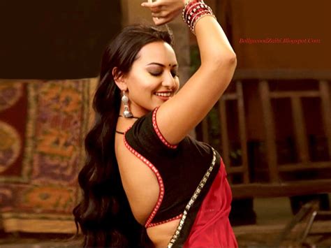 Sonakshi Sinha In in Movies Dabangg HD Wallpaper | Bollywood Zaibi