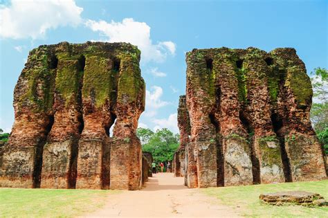 Polonnaruwa Ancient City | Entrance Fee, Opening Hours & More