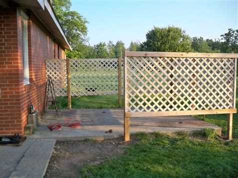 Patio Privacy – DIY Lattice Fence | Home DIY & DECOR | Pinterest