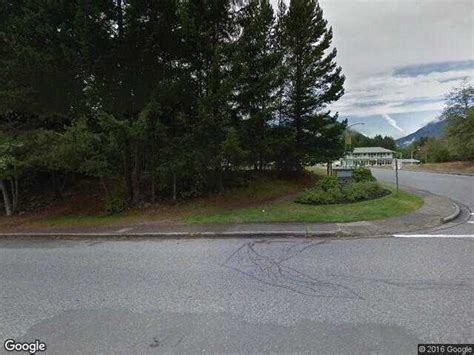 Google Street View Gold River (British Columbia ) - Google Maps