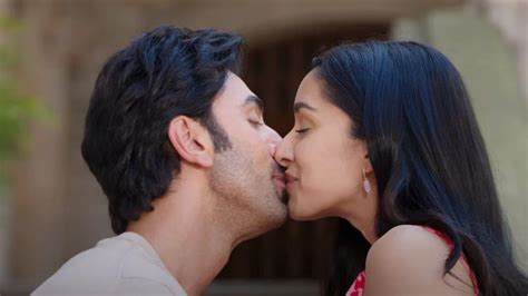 Tere Pyaar Mein: Tu Jhoothi Main Makkar Song Exudes Ranbir-Shraddha's Bikini Bods And Lip Locks