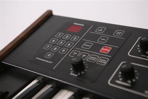 Behringer Pro-800 – ein Synthesizer à la Prophet-600? - AMAZONA.de