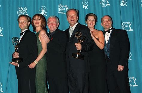 Cast of 'Frasier' Reunites via Skype on 'Stars in the House'