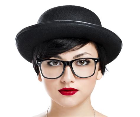 A Cool Collection of Eyeglass Frames For Women With Round Faces ...