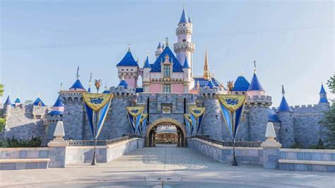 Disneyland | Best things to do in Los Angeles