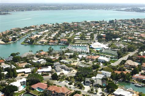 Bird Key Yacht Club in Sarasota, FL, United States - Marina Reviews - Phone Number - Marinas.com