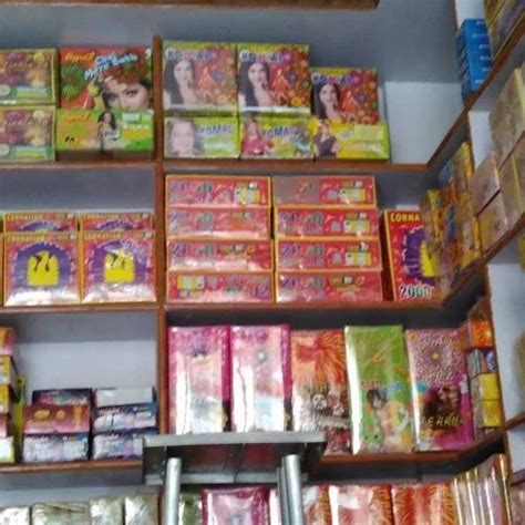 Crackers - Sutli Bomb Fire Cracker Wholesaler from New Delhi